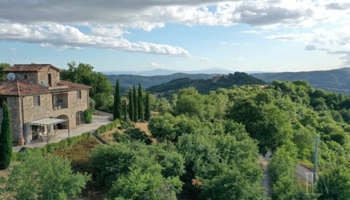 Landelijk huis te koop 06019 Preggio, Umbria,  Italië