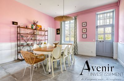 Landhuis te koop Vaugneray, Auvergne-Rhône-Alpes, Eetkamer