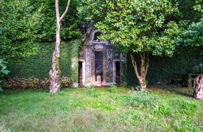 Historische villa te koop Belgirate, Piemonte, Tuin