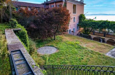 Historische villa te koop Belgirate, Piemonte, Tuin
