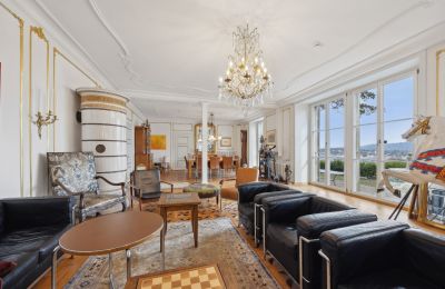 Historische villa te koop Biel/Bienne, Alpenstrasse 95, Bern/Berne, Eindrückliches Wohnzimmer mit Weitsicht und grosser Terrasse