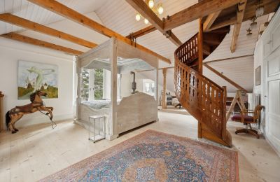 Historische villa te koop Biel/Bienne, Alpenstrasse 95, Bern/Berne, Hauptschlafzimmer mit spanischer Wendeltreppe, Galerie und Seesicht