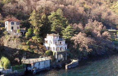 Historische villa te koop Laglio, Lombardije, Dronefoto