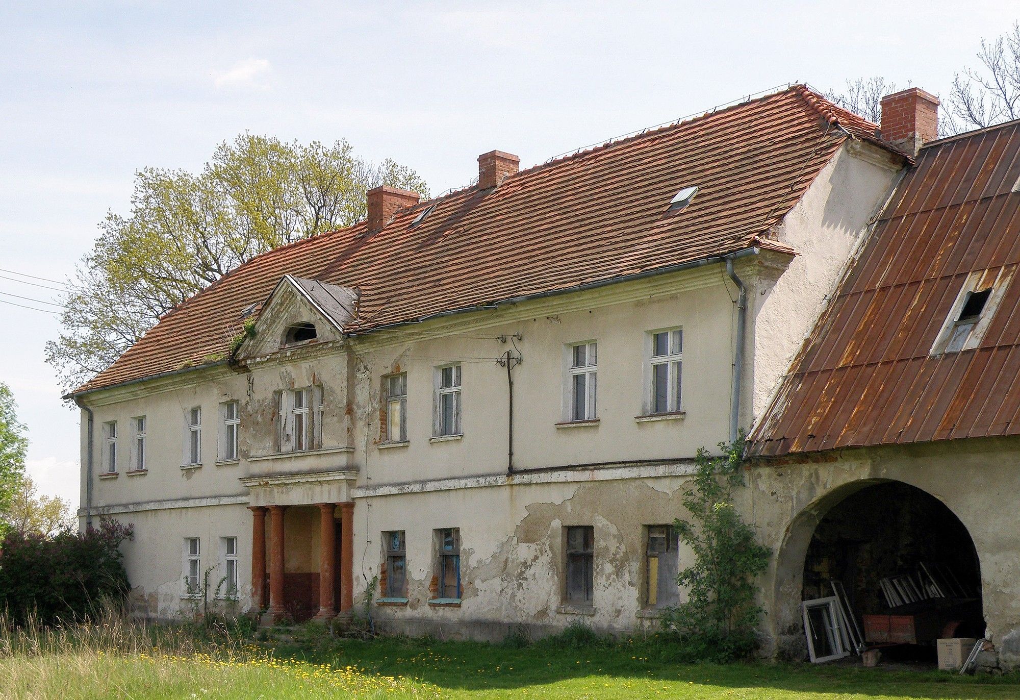 Images Historisch landgoed met park in Starków (Neder-Silezië)