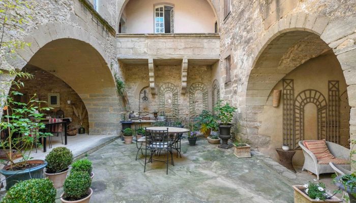 Landhuis te koop Uzès, Occitanie,  Frankrijk