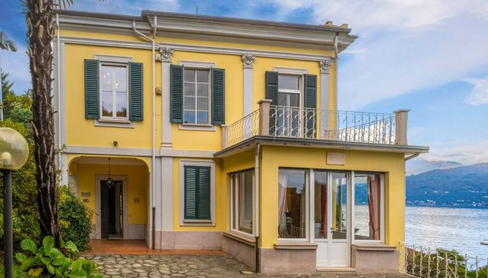 Historische villa te koop Baveno, Piemonte,  Italië