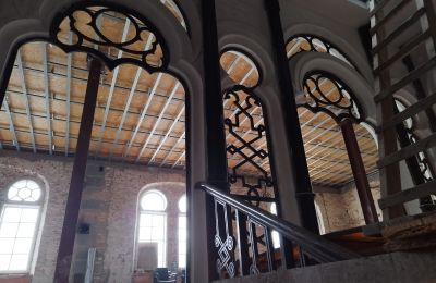Kasteel te koop Osiek, Pałac w Osieku, Klein-Polen, Trap