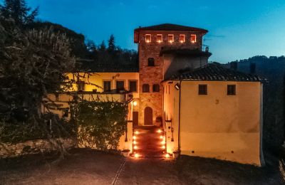 Burcht te koop Vicchio, Toscane, Buitenaanzicht