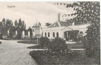 Landhuis te koop Trnavský kraj, okres Hlohovec, Koplotovce, Frídeský kaštieľ, Trnavský kraj, Historický pohľad - hlavná kúria