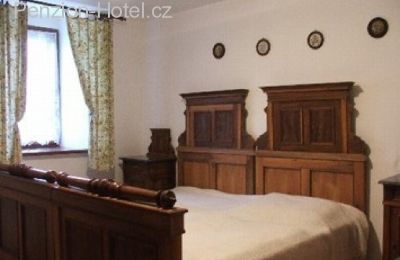 Landhuis te koop Trnavský kraj, okres Hlohovec, Koplotovce, Frídeský kaštieľ, Trnavský kraj, Slaapkamer
