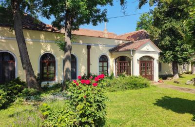 Landhuis te koop Trnavský kraj, okres Hlohovec, Koplotovce, Frídeský kaštieľ, Trnavský kraj, Hlavná kúria