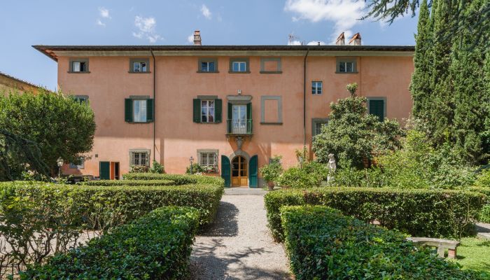 Historische villa te koop Montecalvoli, Toscane,  Italië