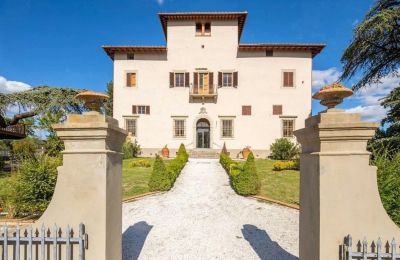 Landhuis te koop Firenze, Toscane, Vooraanzicht