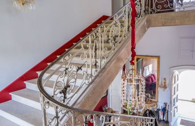 Kasteel te koop Sens, Bourgogne-Franche-Comté, Trappenhuis