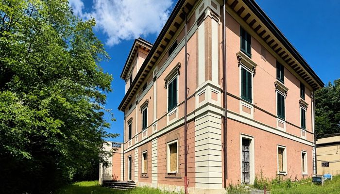 Villa van meer dan 1.260 m² op een perceel van 5 hectare in San Giuliano Terme