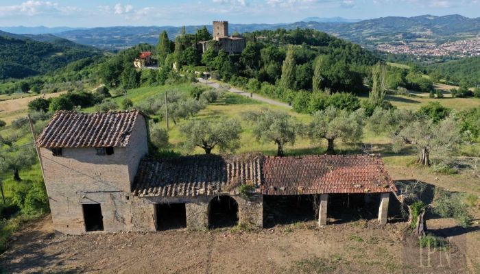Landelijk huis te koop 06019 Umbertide, Umbria,  Italië