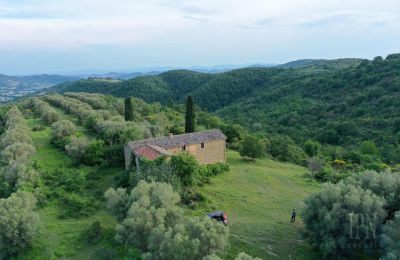 Landelijk huis te koop 06073 Corciano, Umbria, Foto 3/42