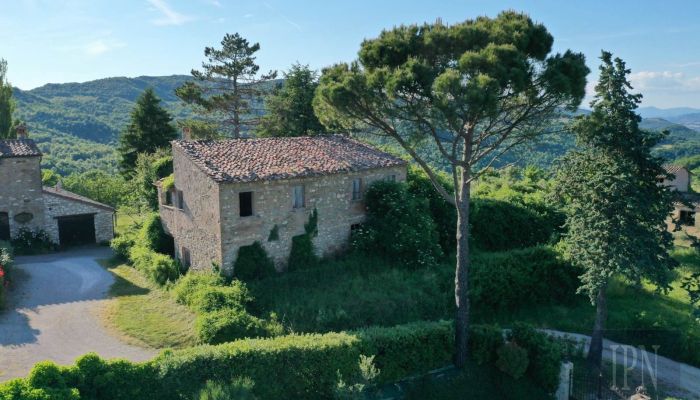 Landelijk huis te koop 06019 Umbertide, Umbria,  Italië