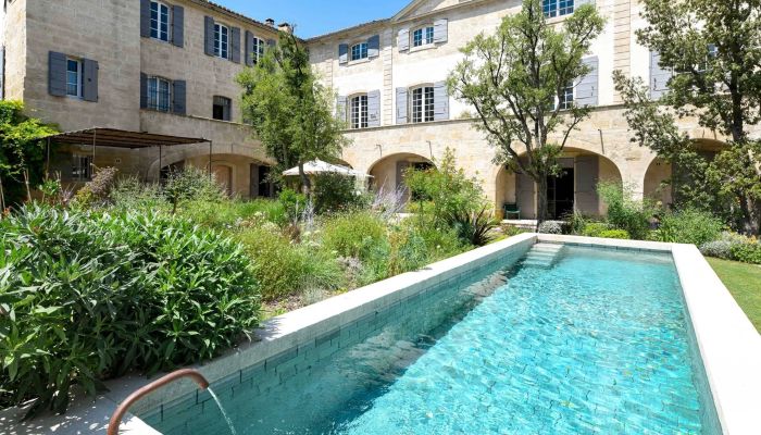 Landhuis te koop 84000 Avignon, Provence-Alpes-Côte d'Azur,  Frankrijk