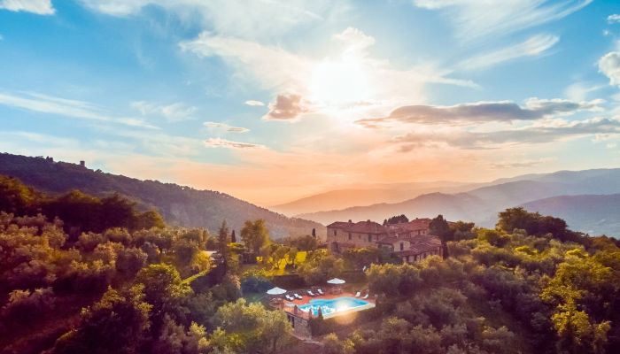 Landelijk huis te koop Pistoia, Toscane,  Italië