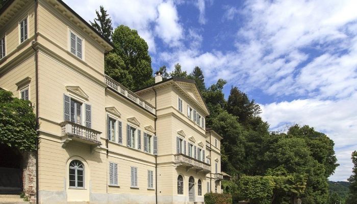 Kasteel appartement te koop Orta San Giulio, Piemonte,  Italië