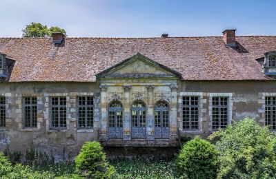 Kasteel te koop Vitry-le-François, Grand-Est, Achteraanzicht