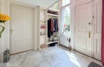 Historische villa te koop Bonn, Nordrhein-Westfalen, Eingansbereich 