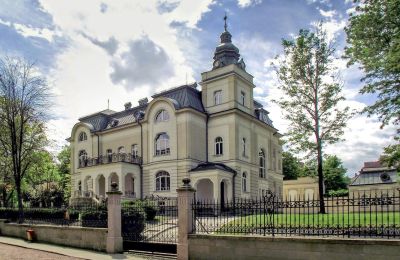 Historische panden, Villa van textielfabrikant Herrmann Schneider – Cultuurhistorisch erfgoed van de industrialisatie