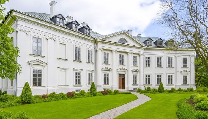 Kasteel te koop Luberadz, Mazovië,  Polen