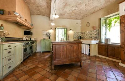Historisch pand te koop Uzès, Occitanie, Keuken