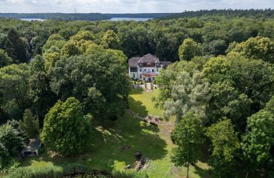 Historische panden, Landhuis met privémeer toegang tussen Dagowsee en Grote Stechlinsee nabij Berlijn