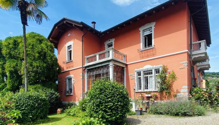 Historische villa te koop Verbania, Piemonte,  Italië