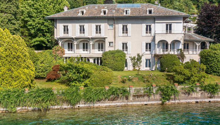 Historische villa te koop Omegna, Piemonte,  Italië