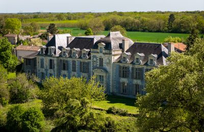 Kasteel Thouars, Nouvelle-Aquitaine