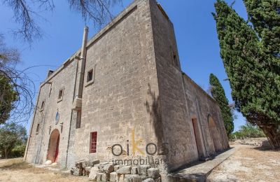 Historisch pand te koop Francavilla Fontana, Puglia, Foto 4/34