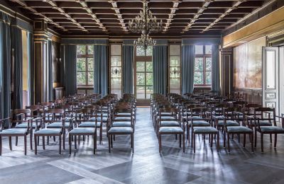 Landhuis te koop Ojrzanów, Pałac w Ojrzanowie, Mazovië, Grote hal