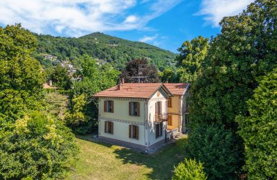 Historische villa te koop 28040 Lesa, Piemonte, Omgeving van het pand