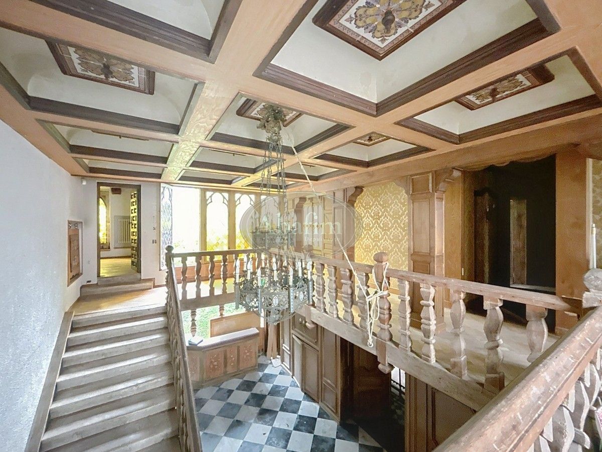 Images Imposant te renoveren landhuis bij Lourdes