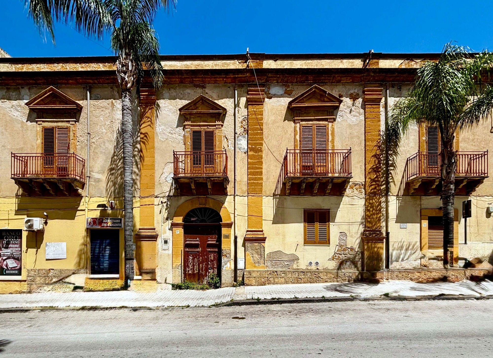 Images Sicilië: Palazzetto in Ribera