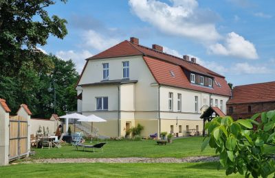 Landhuis te koop Brandenburg, Tuin