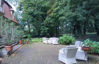 Landhuis te koop Popowo Stare, Pałac w Popowie Starym, Groot-Polen, Tuin