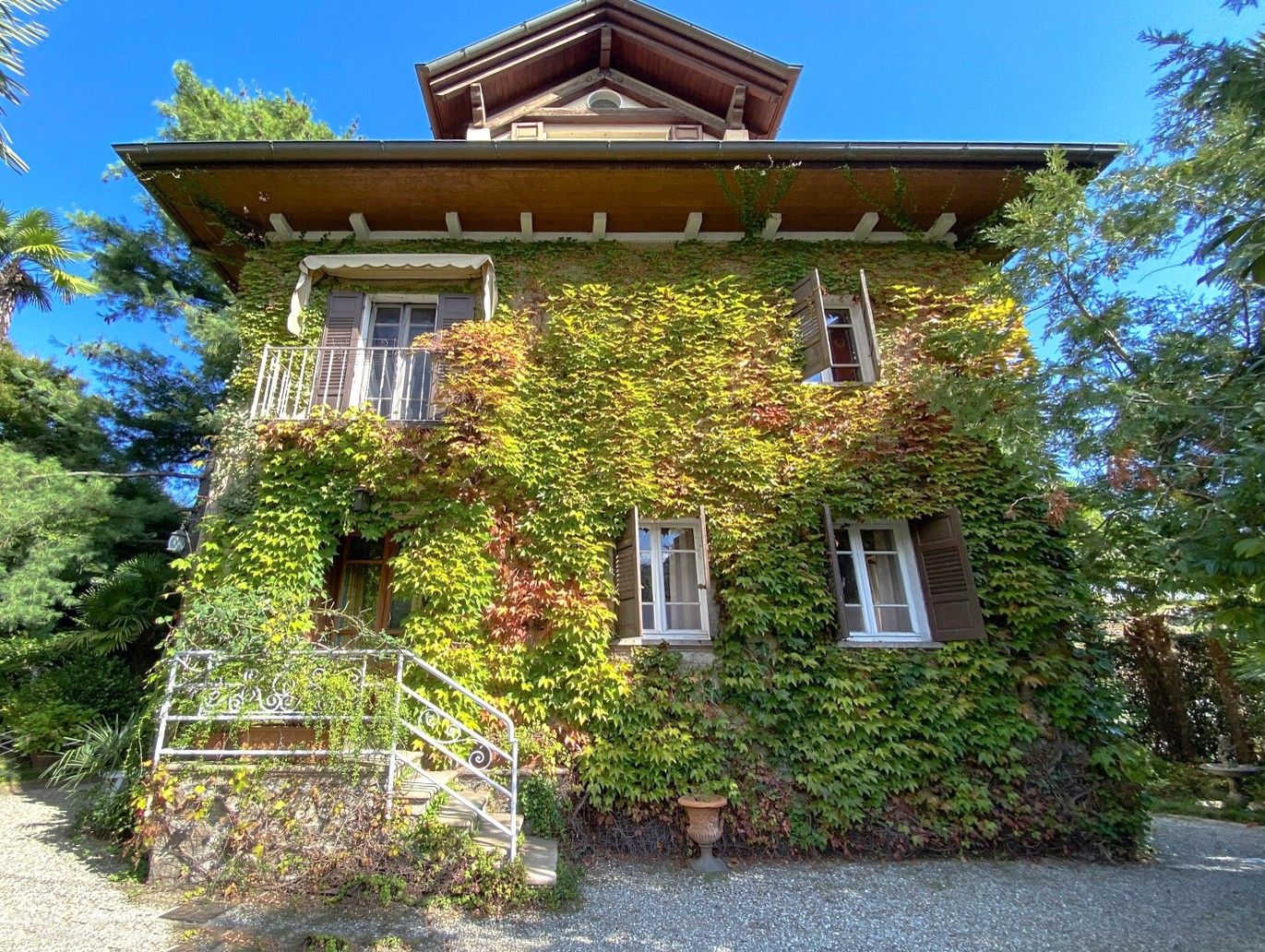 Images Villa in Stresa – Historisch Juweel aan Lago Maggiore
