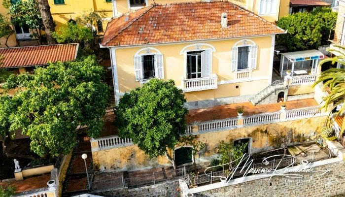 Historische villa te koop Taggia, Ligurië,  Italië