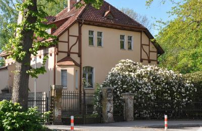 Historische villa te koop Koszalin, Marszałka Józefa Piłsudskiego  51, West-Pommeren, Foto 1/25