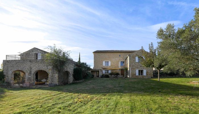  Uzès 3