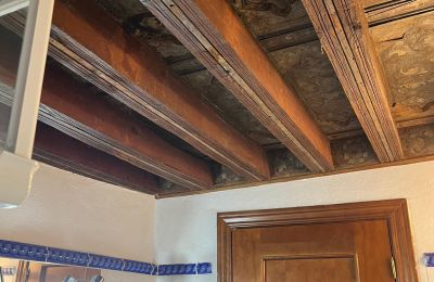 Appartement in een historisch pand te koop Toledo, Amador de los Ríos 2, Castilla-La Mancha, Decoratieve houten plafonds