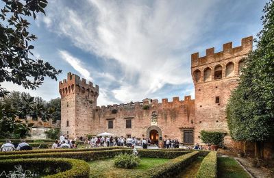Burcht te koop Castelfiorentino, Castello di Oliveto, Toscane, Foto 5/15