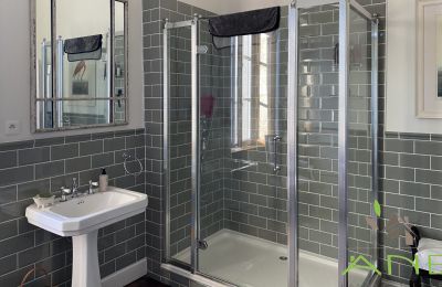 Landelijk pand te koop Mouzon, Nouvelle-Aquitaine, Badkamer