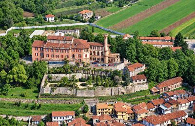 Historisch vastgoed, Castello Caselette nabij Turijn – Kasteel op de Monte Musinè met grote balzaal, kapel en bijgebouwe