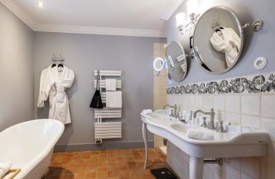 Kasteel te koop Uzès, Occitanie, Foto 18/32